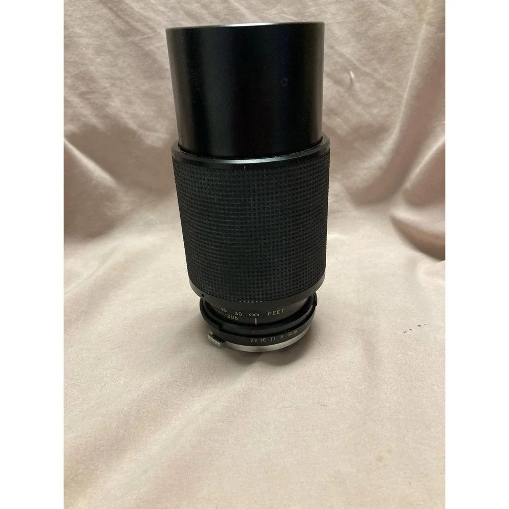 VIVITAR 75-205mm 1:3.8 MC Macro Focusing Zoom Camera Lens